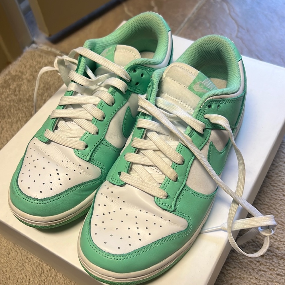 Women’s Green Glow Nike Dunk size 7